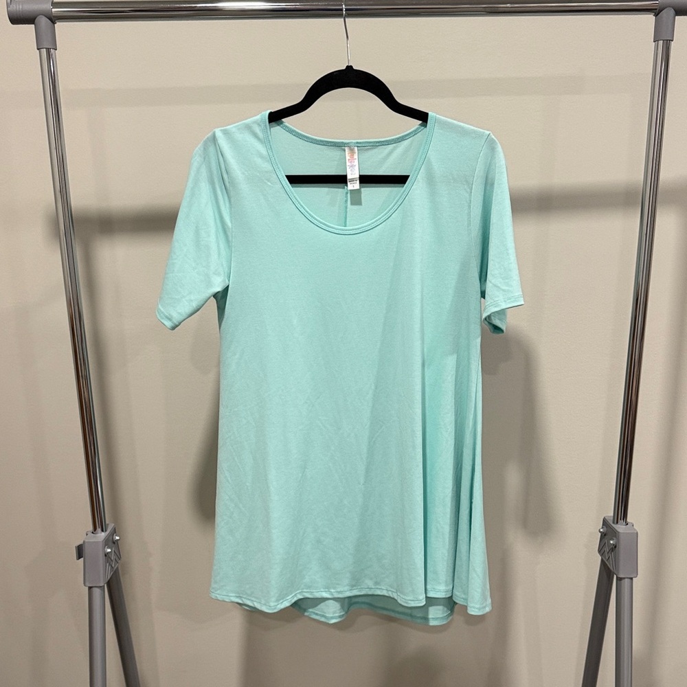 LuLaRoe Perfect T